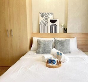 1 bedroom - Room-stylish Studio Stay at Saint Domini (Iloilo)