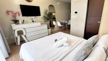Shared Dormitory, 1 Bedroom, Accessible, Smoking | 1 bedroom