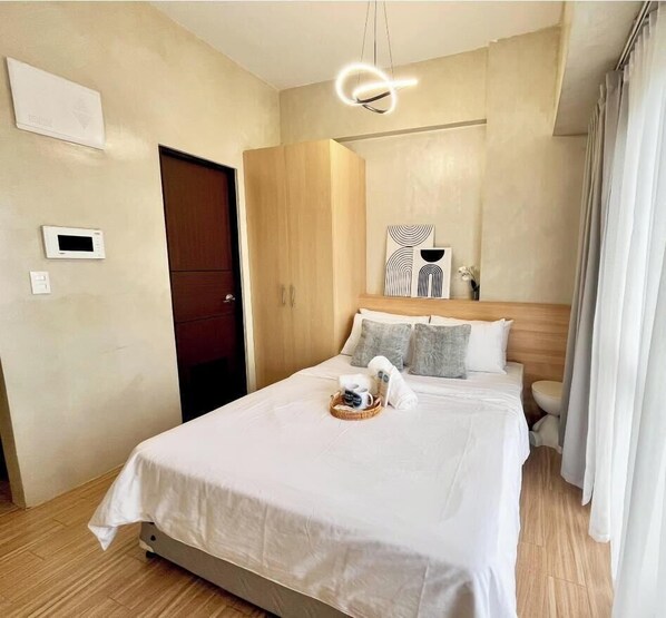 Shared Dormitory, 1 Bedroom, Accessible, Smoking | 1 bedroom