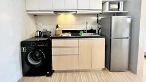 Dormitorio compartido, 1 habitación, con acceso para personas discapacitadas, para fumadores | Lavandería