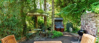 Apartment 'Pfarrgarten' with Shared Garden and Wi-Fi