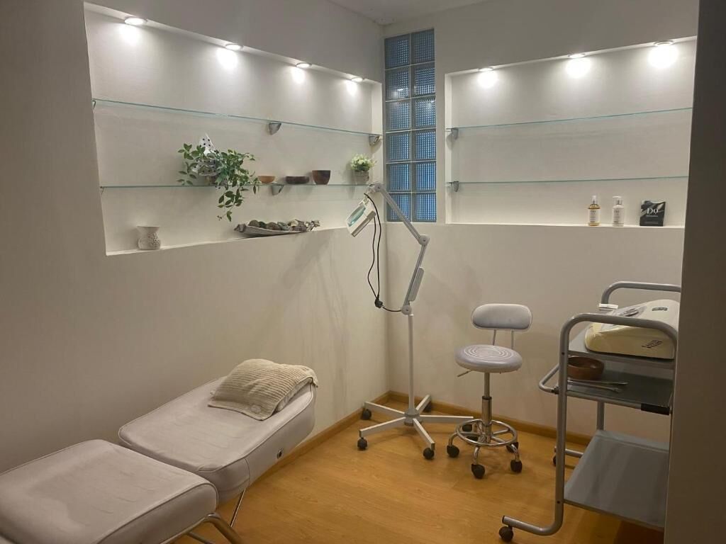 Body treatments, body scrubs, facials, massages