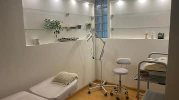 Body treatments, body scrubs, facials, massages