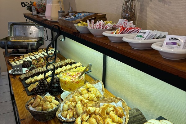 Petit déjeuner buffet compris tous les jours