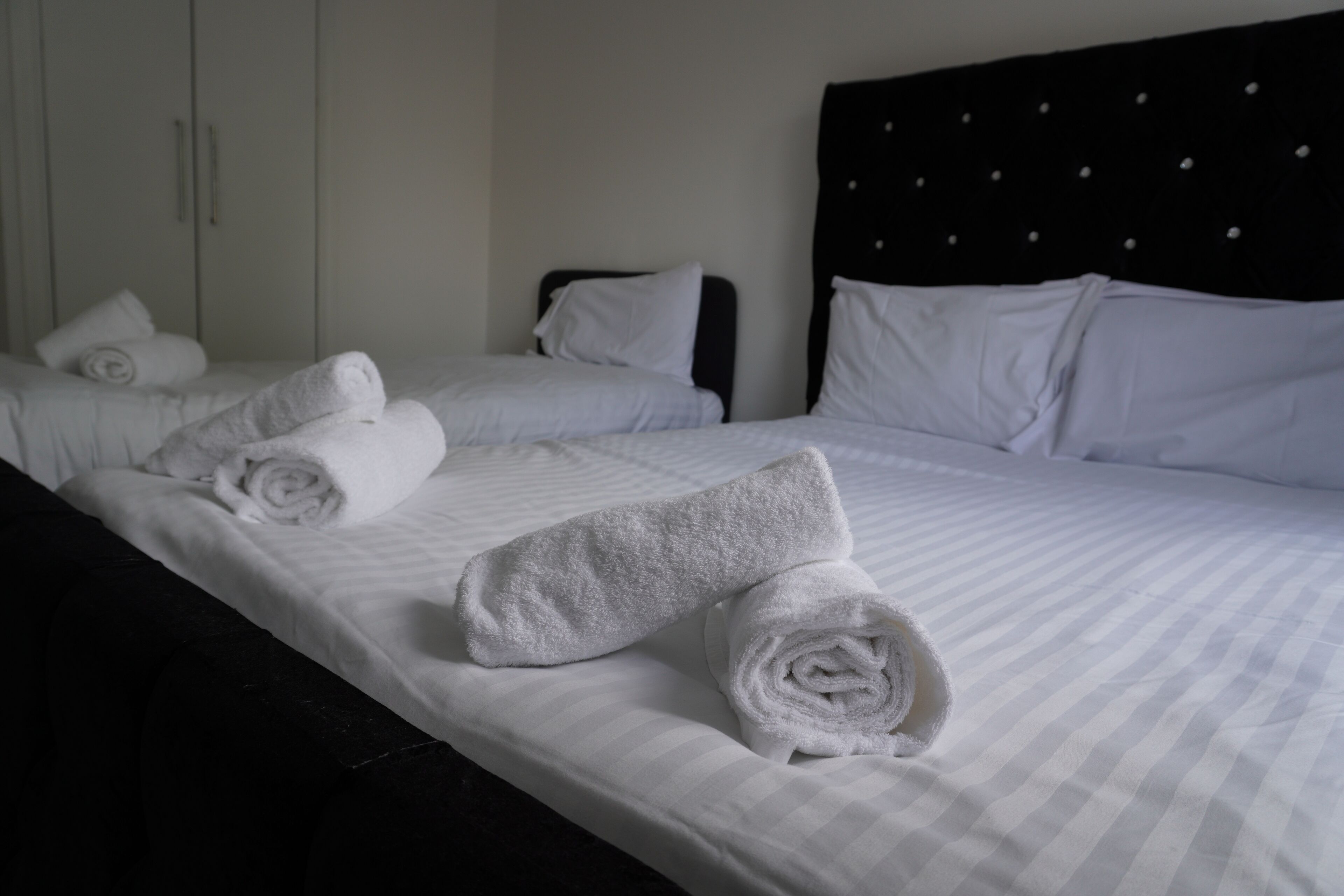 4 Schlafzimmer, Bügeleisen/Bügelbrett, Internetzugang, Bettwäsche