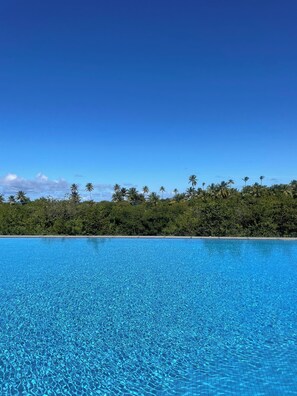 Pool - Nana's House. Comfort and exclusivity in the best condominium in Praia do Forte. (MATA DO SÃO JOÃO)