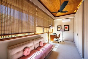 Interior - Nana's House. Comfort and exclusivity in the best condominium in Praia do Forte. (MATA DO SÃO JOÃO)