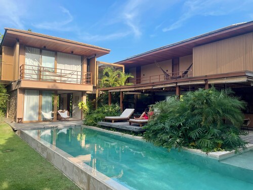 Nana's House. Comfort and exclusivity in the best condominium in Praia do Forte.