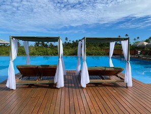 Pool - Nana's House. Comfort and exclusivity in the best condominium in Praia do Forte. (MATA DO SÃO JOÃO)