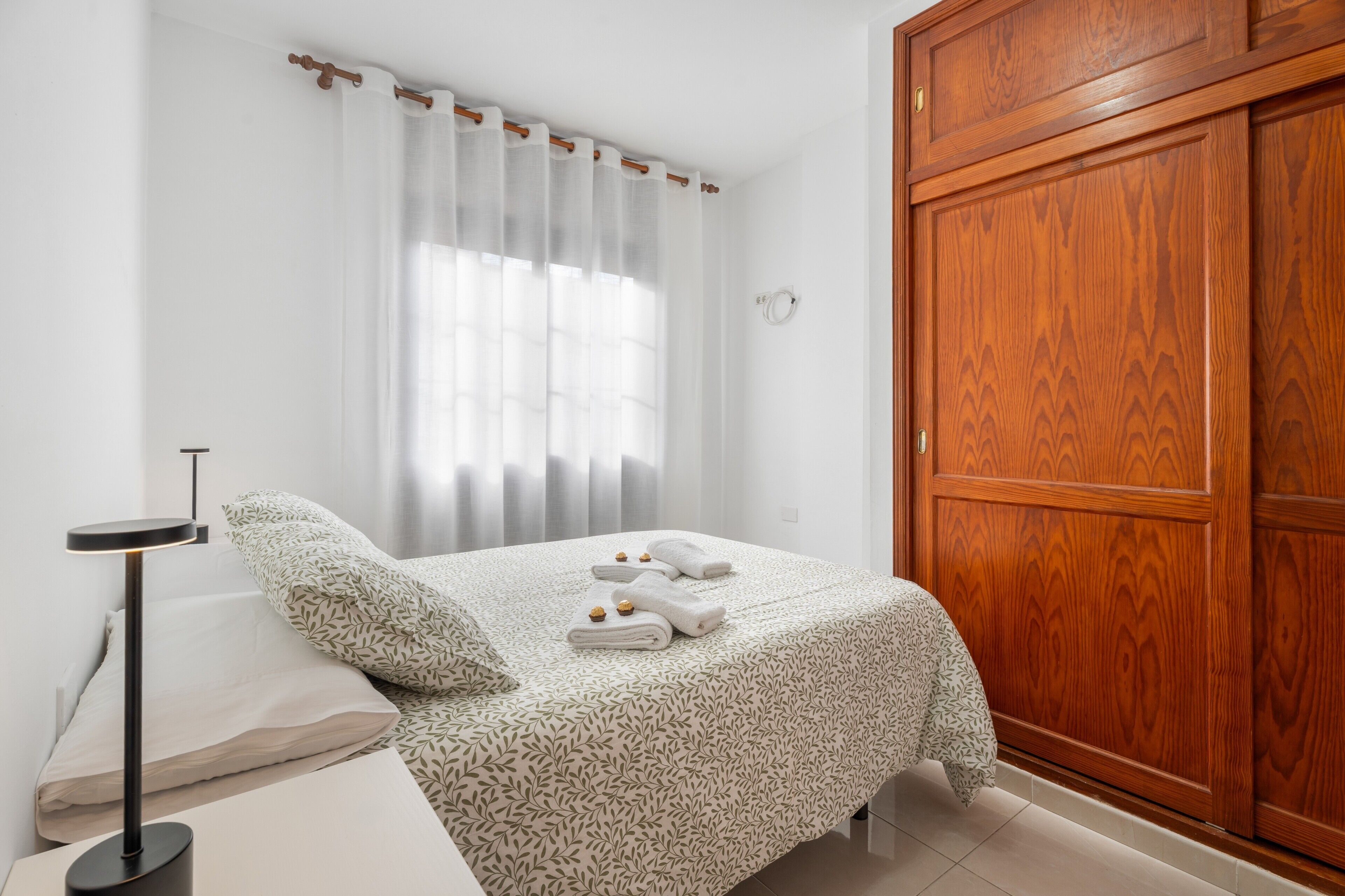 Bügeleisen/Bügelbrett, WLAN, Bettwäsche