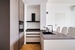 Apartamento, 1 cama doble con sofá cama, balcón | Cocina privada | Frigorífico, horno, placa de cocina y lavavajillas