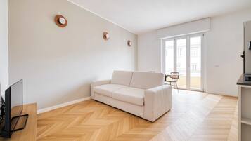 Apartment, 2 Bedrooms, Balcony | Living area