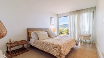 Villa | In-room safe, iron/ironing board, free WiFi