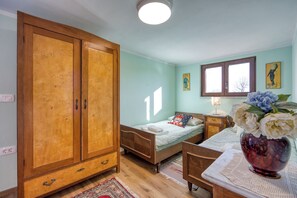 Standaard huis, meerdere slaapkamers (Vila Leonarda) | 2 slaapkamers, een strijkplank/strijkijzer, gratis wifi, beddengoed