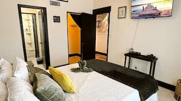 2 slaapkamers, een strijkplank/strijkijzer, gratis wifi, beddengoed