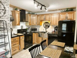 Microwave, oven, stovetop, dishwasher - 2 BR Ocean Retreat, NAS, Pensacola, Gulf Shores (Pensacola)
