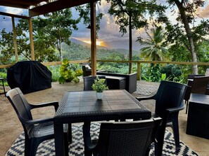Outdoor dining - Coqui Haven Hideaway Rainforest View (luquillo)