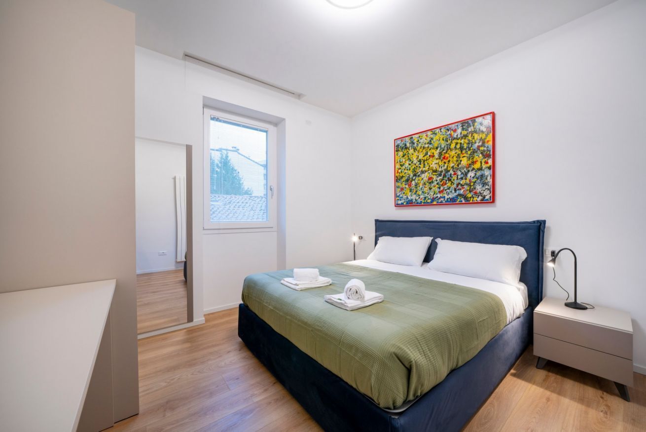 Guesthost - Cozy 60 Sqm Apartment, Located On The First Floor Of A Building Without An Elevator.the Accommodation Is Situated In A Strategic Location, Allowing You To Reach The Main Points Of Interest Within A Short Walking Distance Or By Public Transpor - Udine