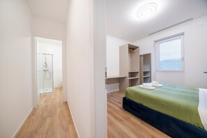 2 bedrooms, iron/ironing board
