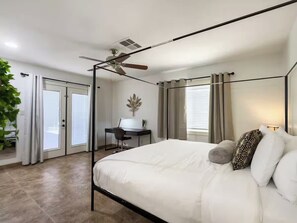 Comfort Triple Room | Iron/ironing board, free WiFi - Chandler oasis with pool & hot tub  (Chandler)