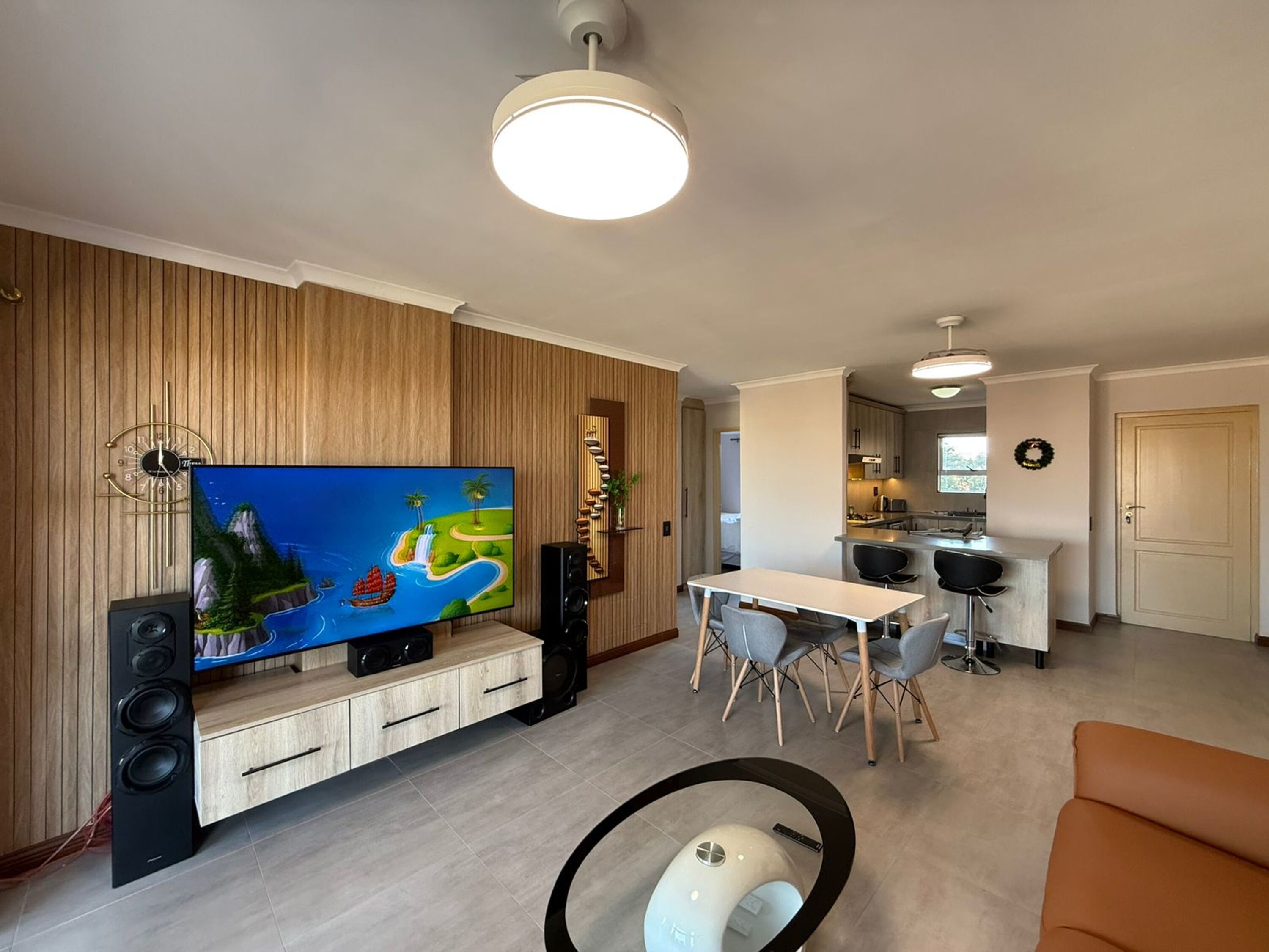 2 bedrooms