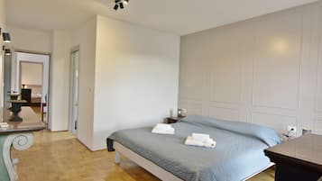 Vila, 3 quartos, varanda, vista para o jardim | 3 quartos