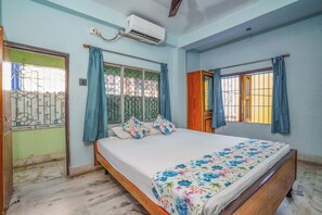 Deluxe Double Room - KAHINI HOTEL (Digha)