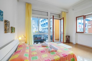 Standard-huoneisto, 2 makuuhuonetta, parveke (Sunny Sea View) | Näkymä huoneesta
