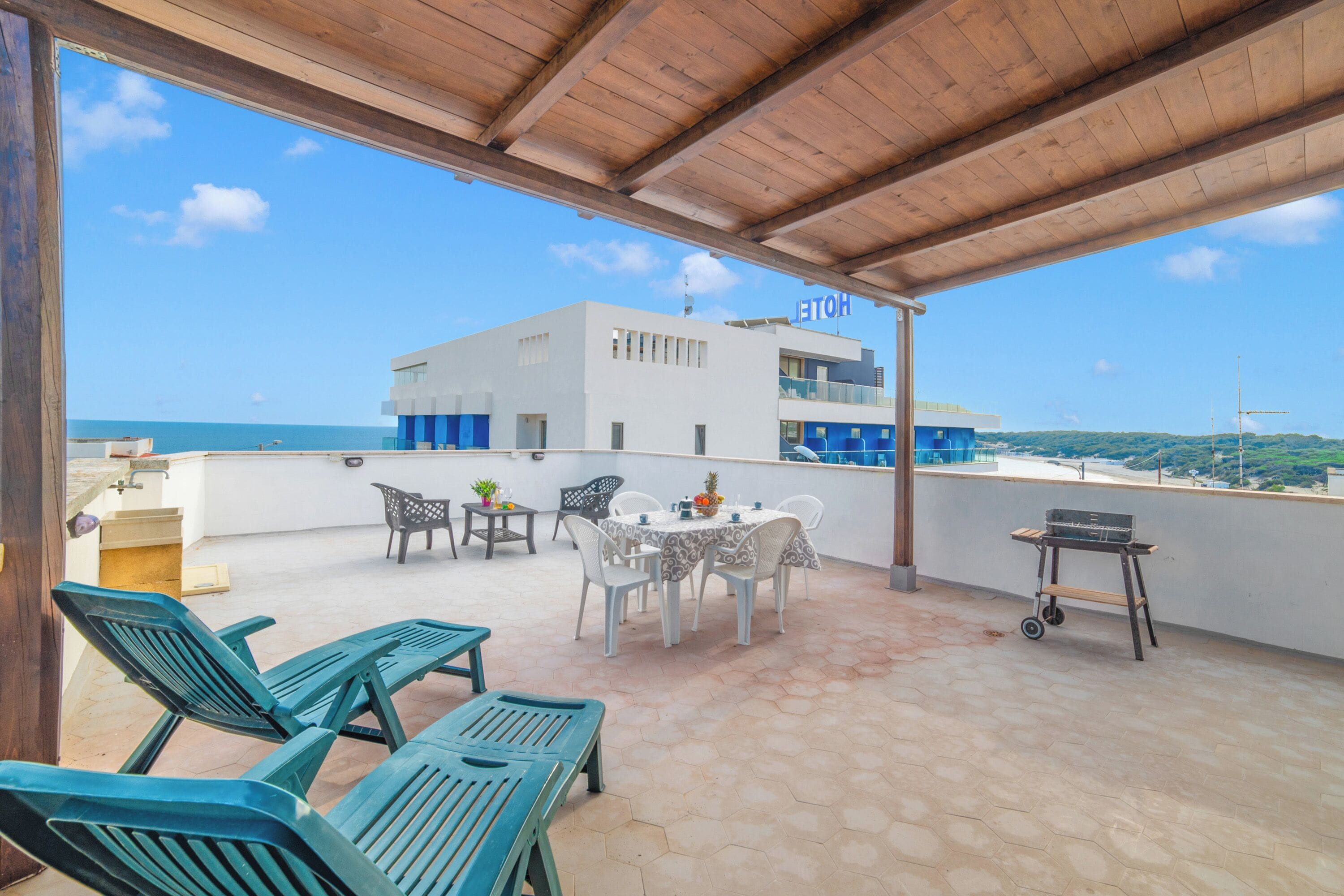 Standard Apartment, 2 Bedrooms, Balcony (Sunny Sea-View Terrace in Torre) | Outdoor dining