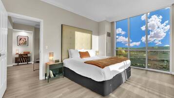 1 bedroom, iron/ironing board, WiFi (free), bed sheets