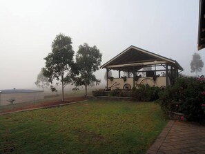 Ferienhaus, 5 Schlafzimmer, Raucher, Balkon | Unterkunftsgelände