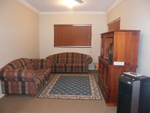 Maison, 5 chambres, fumeur, balcon | Salle de séjour