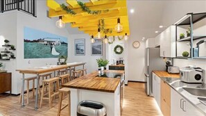 Private kitchen - 1B Farm Stay in Large Luxury European Barndominium (Jefferson City)