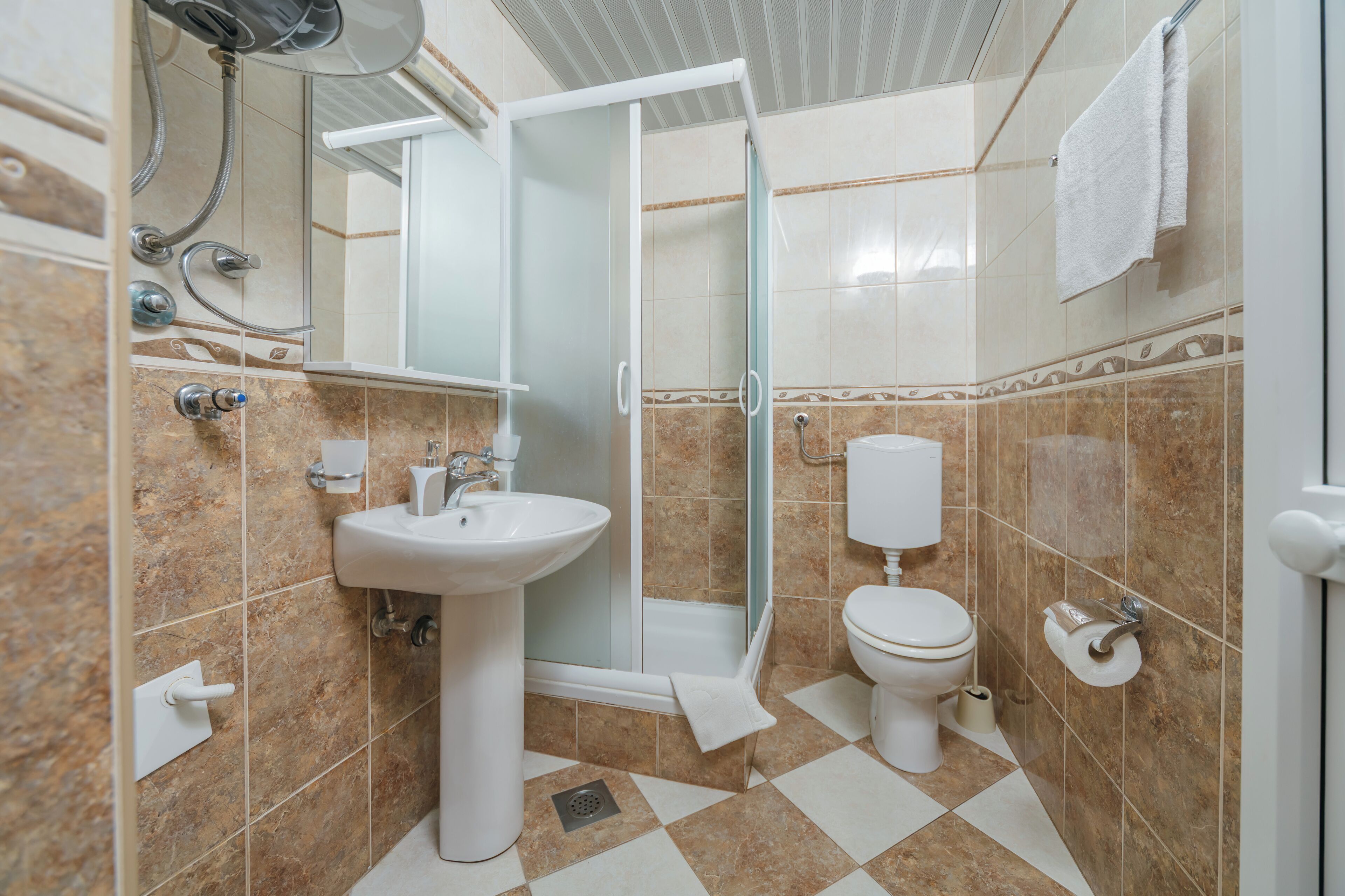 Basic Apartment, Balcony | Bathroom