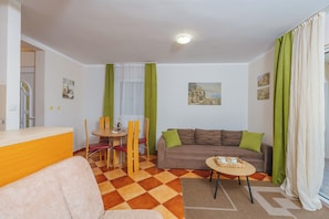 Familie appartement, balkon | Woonruimte