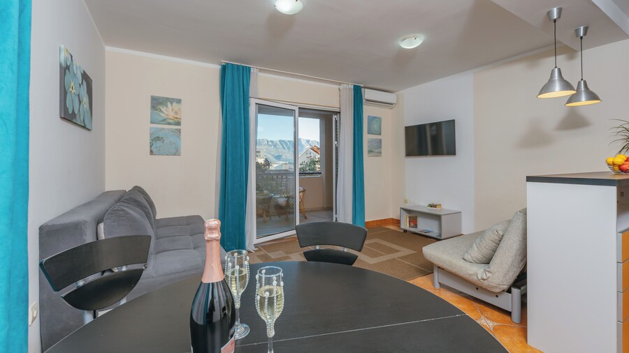 Spin Apartments