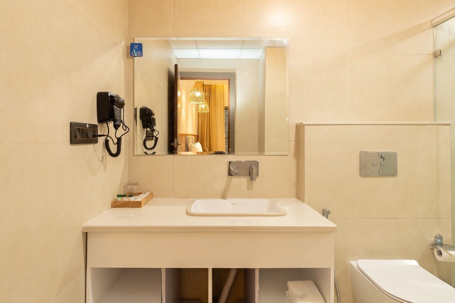 Premier Double Room, Mountain View | Bathroom