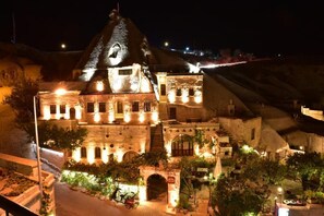 Front of property - Ascension Cave Suites (Nevsehir)