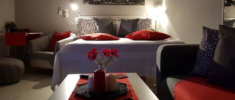 1 Schlafzimmer, Schreibtisch, Bügeleisen/Bügelbrett, kostenloses WLAN