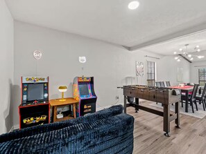 Games room - 4BR Home w/ Arcade, Foosball & Desks - Carrollton (Carrollton)
