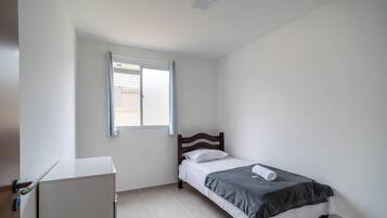 Apartamento básico | 2 quartos, Wi-Fi de cortesia