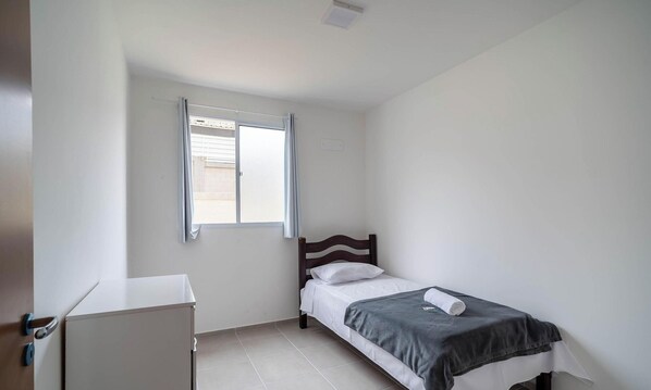 Basic Apartment - Apt in Bldg. w/ Pool in Joao Pessoa - Jds0104 (João Pessoa)