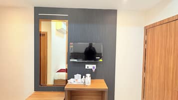 Escritorio y wifi gratis