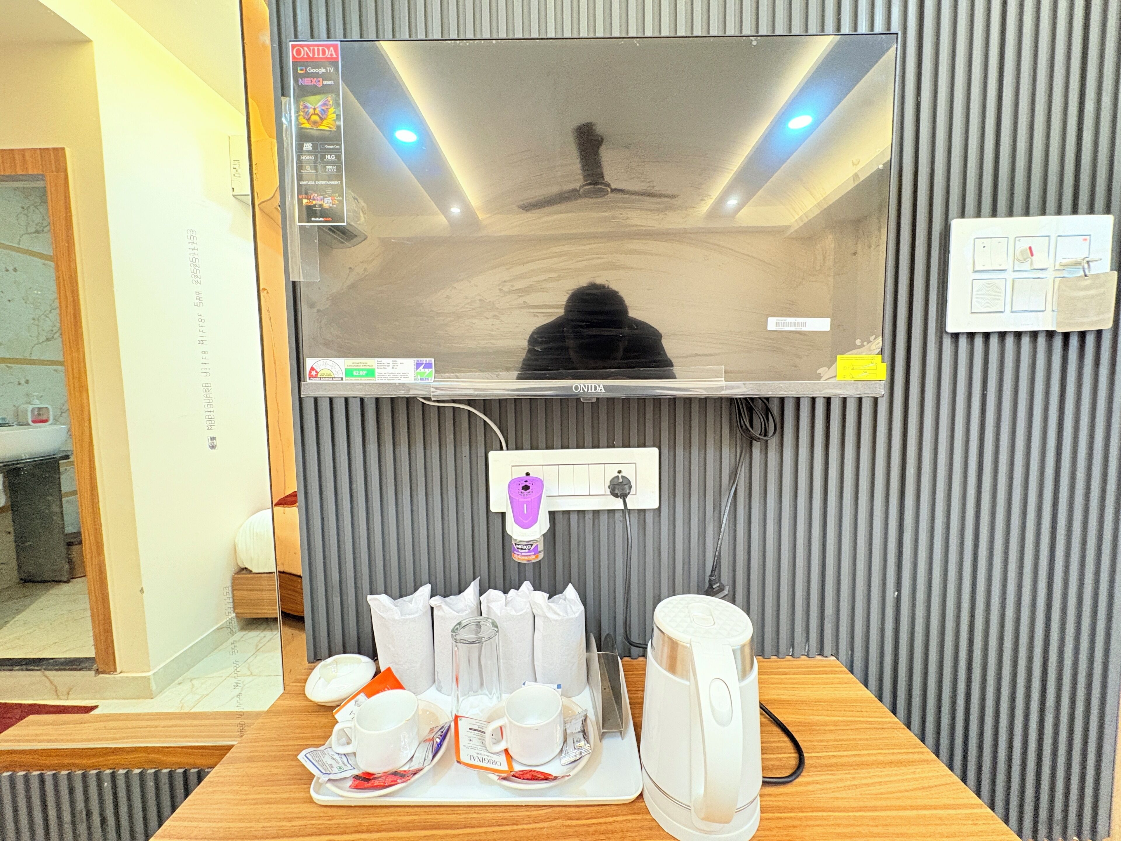 Familiekamer | Een bureau, gratis wifi