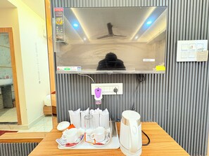 Familiekamer | Een bureau, gratis wifi