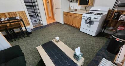 Cozy Rustic Extended Stay Escape
