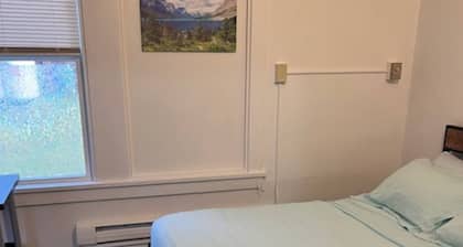 Cozy Rustic Extended Stay Escape