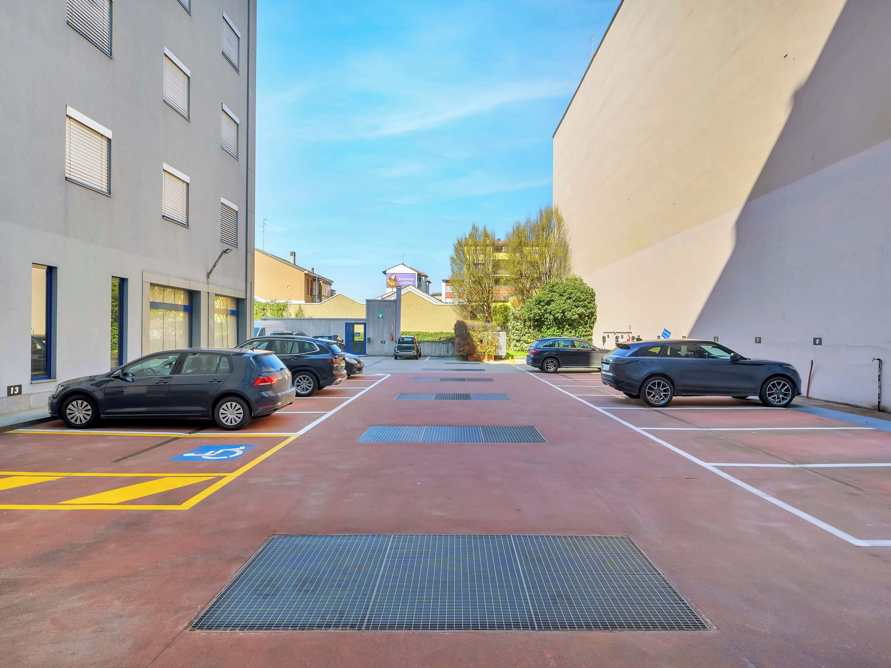 Colonnina di ricarica per auto elettriche