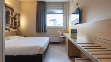 Standard Double Room, 1 Double Bed | In-room safe, desk, free WiFi