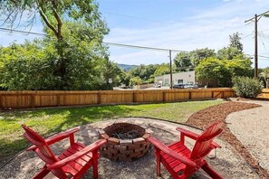 Property grounds - High-End, Picturesque Home, Heart of Old Colorado City (Colorado Springs)